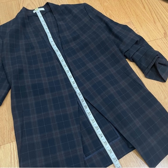 Aritzia Babaton Power Check Blazer - Picture 7 of 7